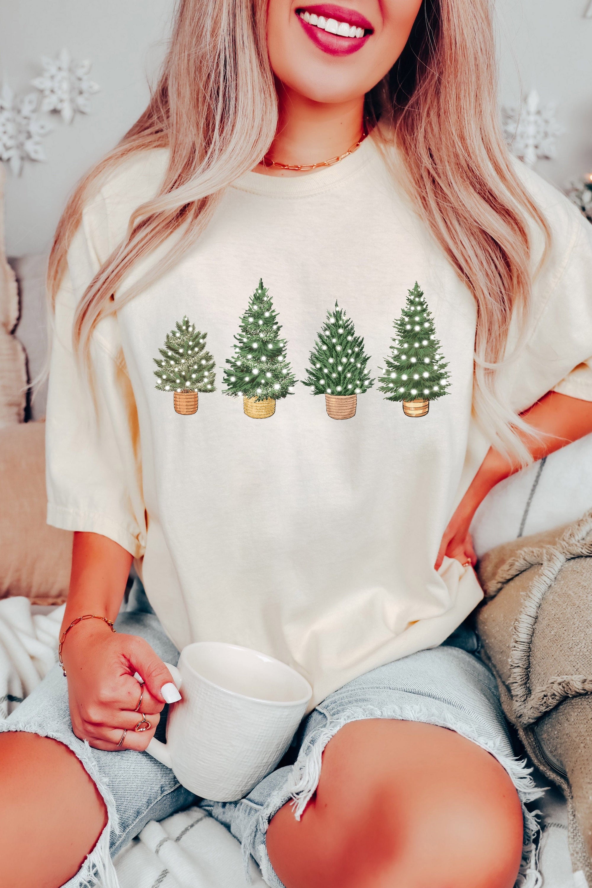 Christmas Tree Graphic T-Shirt